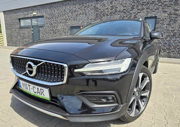 Volvo V60 Cross Country cena 132900 przebieg: 179000, rok produkcji 2020 z Zabrze małe 781